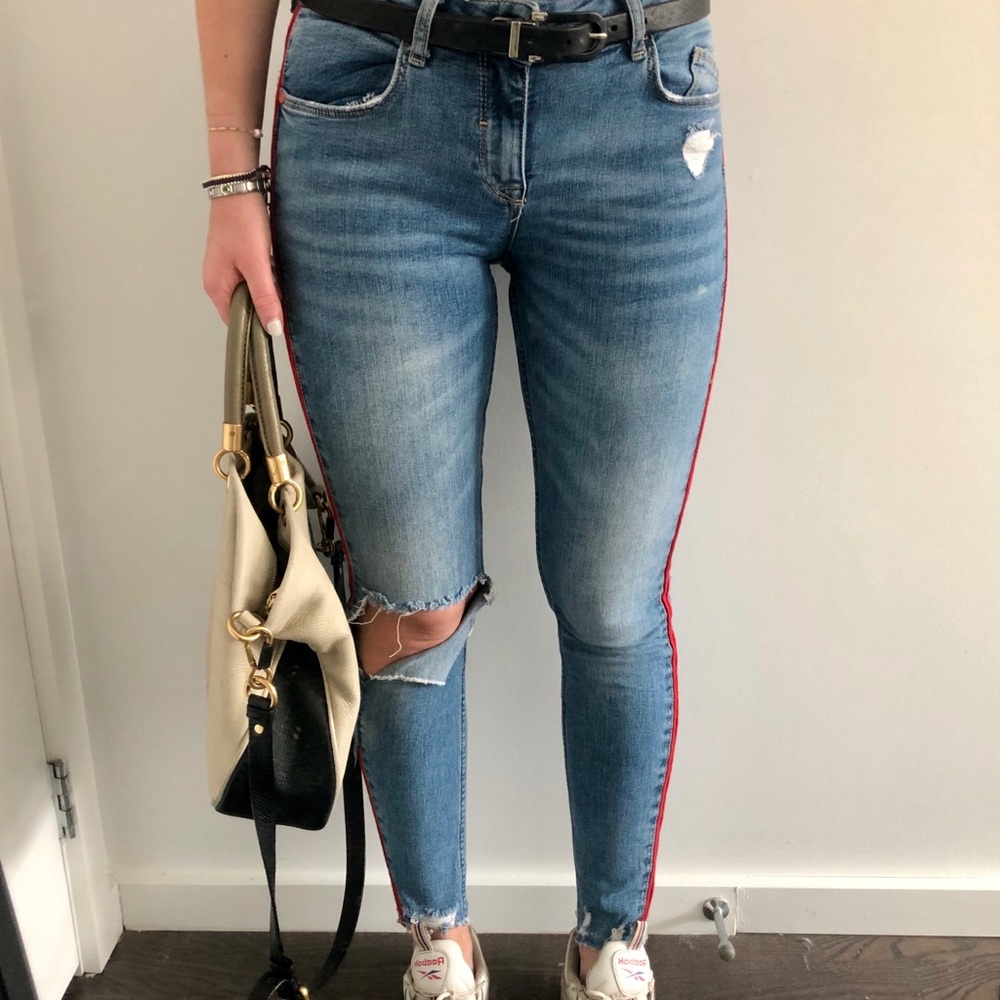Zara Light Wash Jeans with red strip
